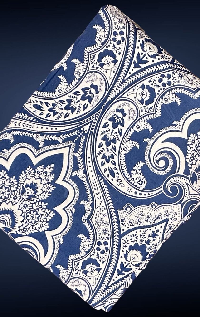 NapaStyle Oblong Tablecloth 60 x 104 Blue Medallion Michael Chiarello READ